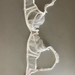 Agent Provocateur white lace bra 34C NWOT